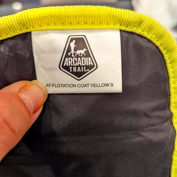 Brand New Arcadia Trail Life Jacket - size Small - Picture 6 of 6